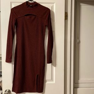 Derek Heart Burgundy Ribbed Midi Dress